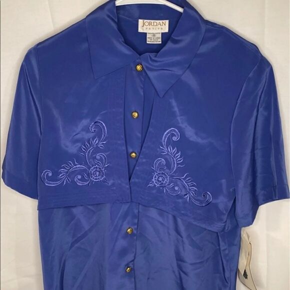 Jordan Petite Button Down Shirt NWT - Picture 1 of 4